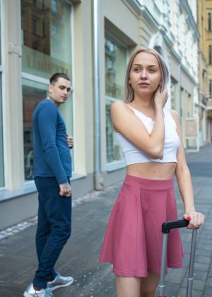 Barely legal platinum blonde goes pussy to mouth with a guy she just met