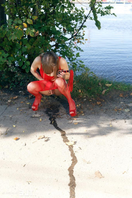 Писающий картинка 53